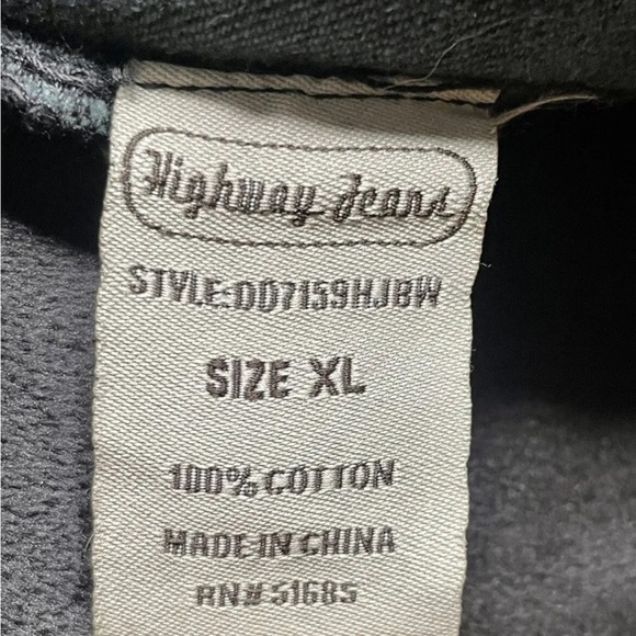 Highway Jeans VTG Black Women’s Crop Graffiti Jean Jacket. Size XL - Picture 6 of 6